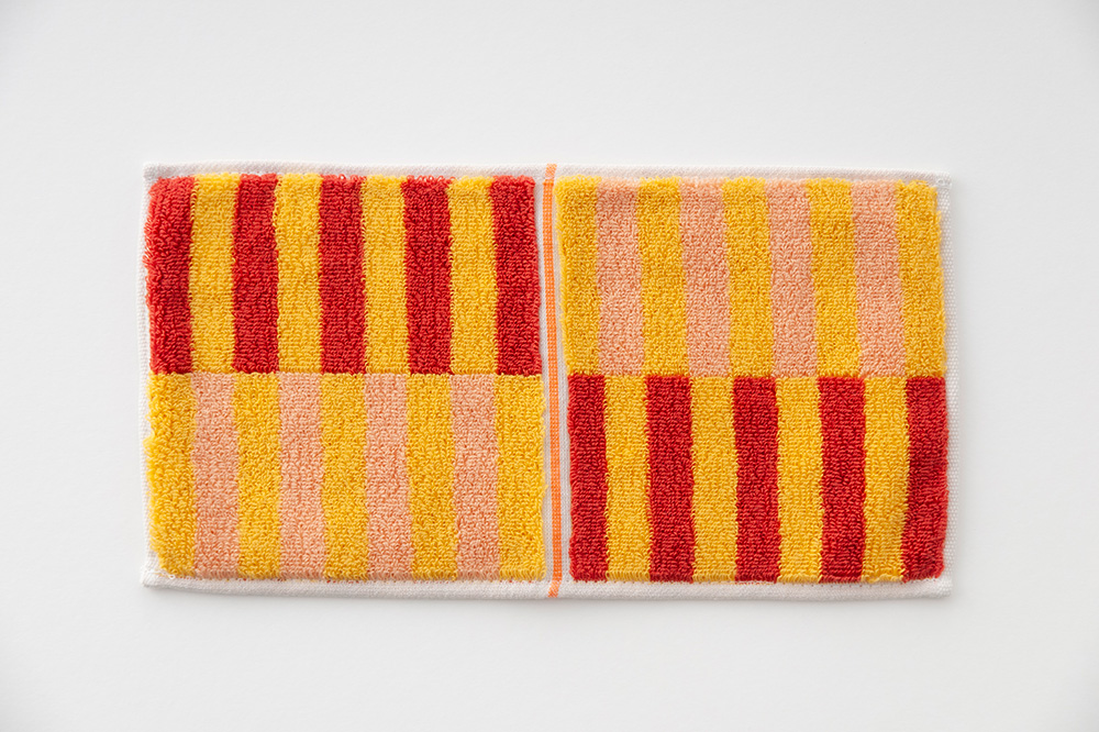 25-62　イエロー